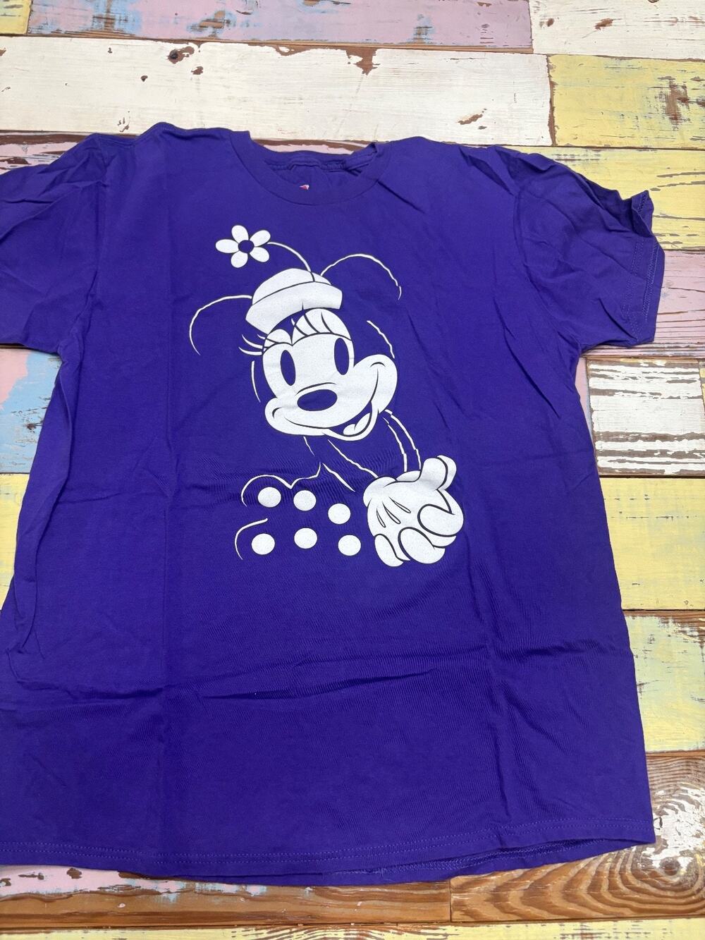 Disney Parks Shirt Women Large Purple Minnie Mouse Short Sleeves t-shirt
